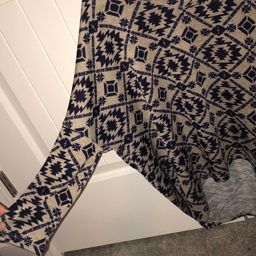 patterned top